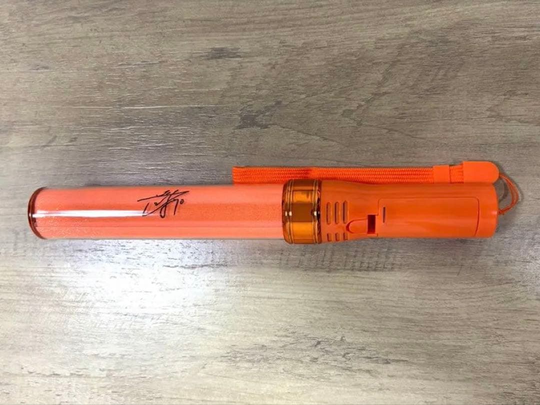 清水エスパルス　高木践選手サイン入り 25 LARANJAペンライト