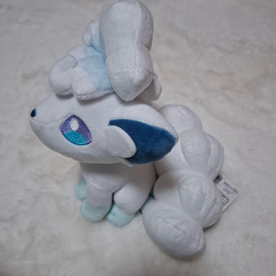 ポケモンセンター　キュウコン　ロコン　アローラロコン　ぬいぐるみ