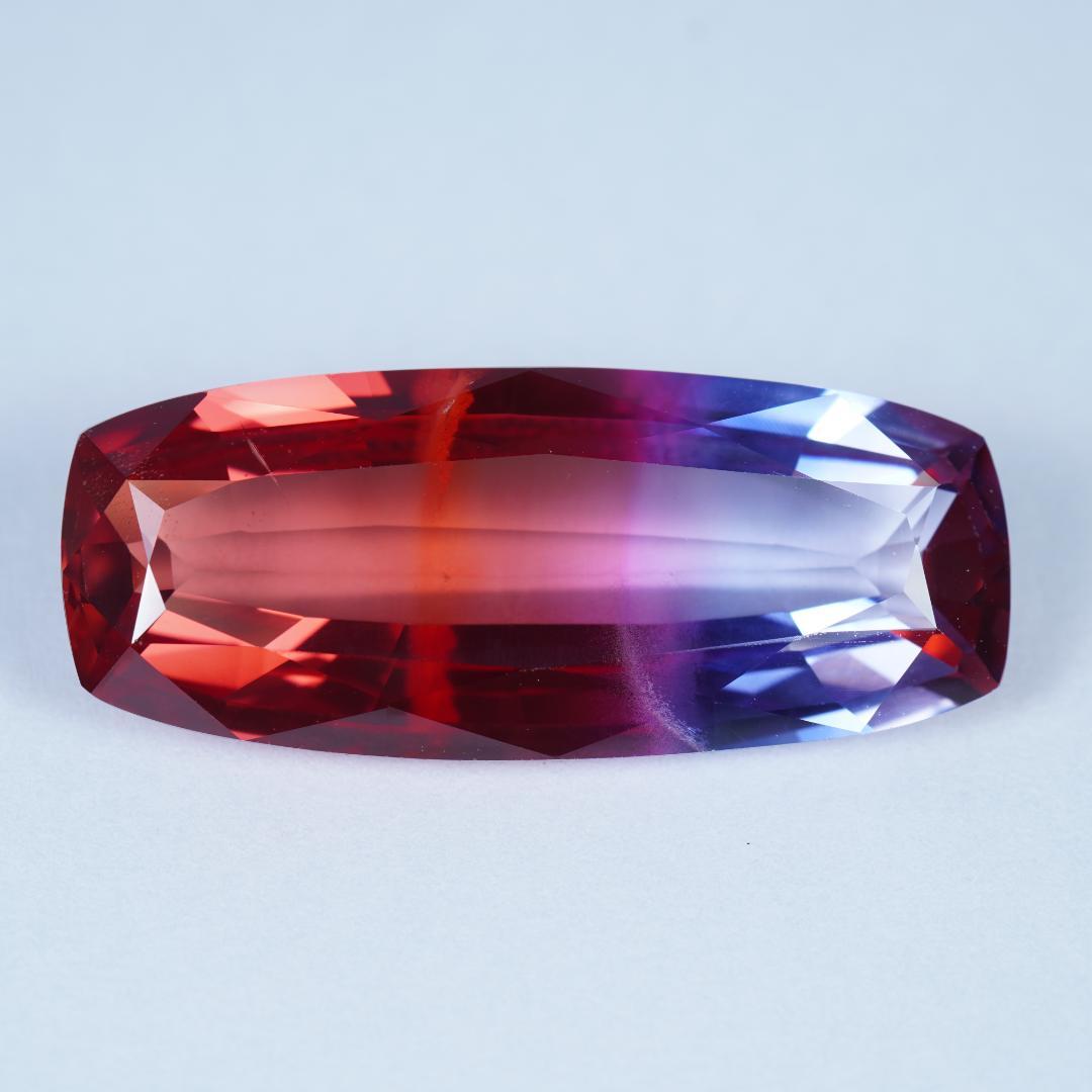 39.32ct　合成バイカラーサファイア