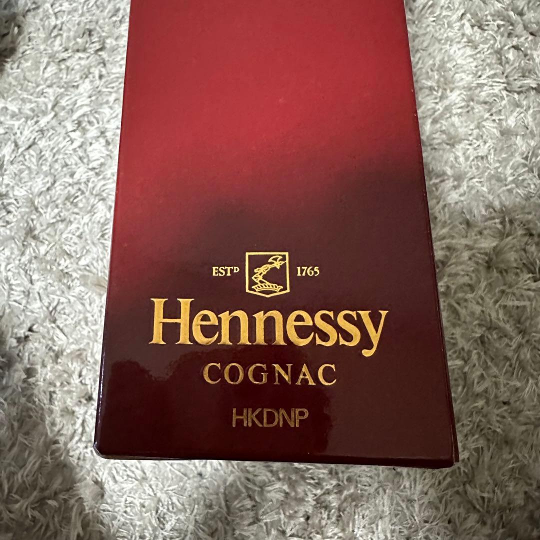 Hennessy XO コニャック 金キャップ箱入り 700ml クリアボトル