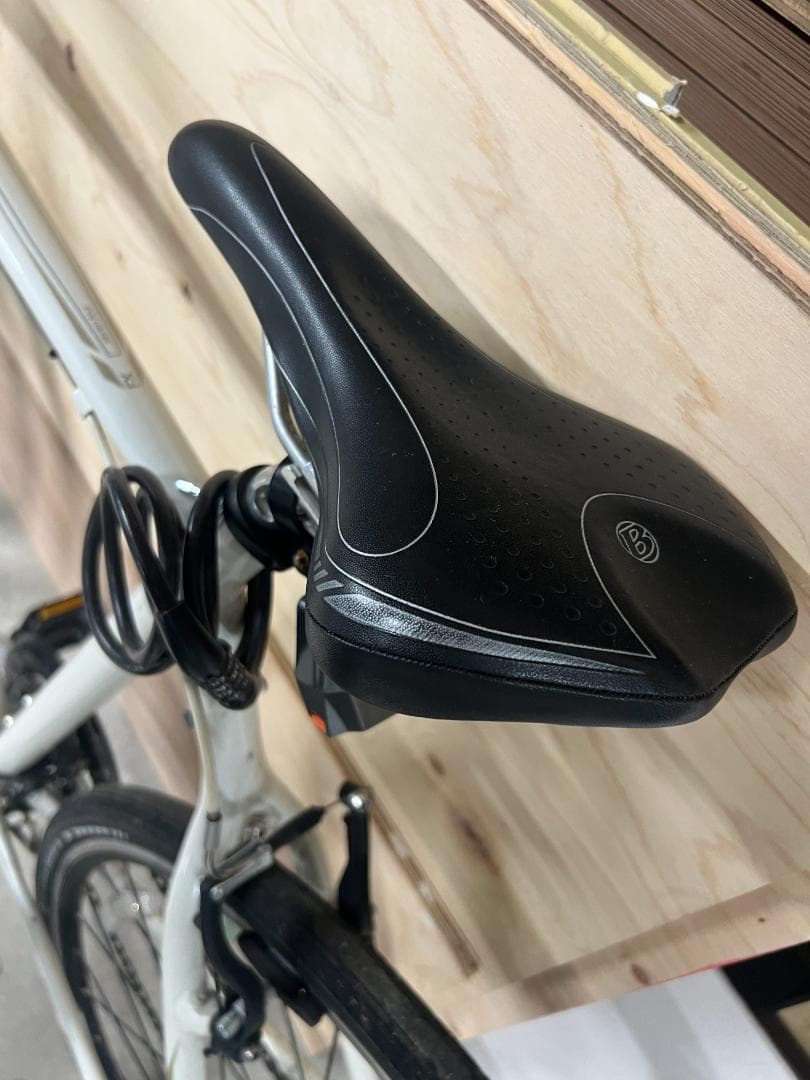 【引き取り限定/中古】TREK FX7.4 トレック クロスバイク ホワイト