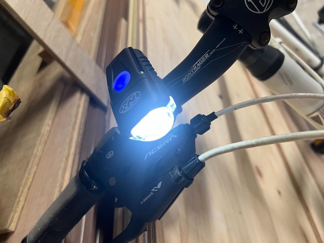 【引き取り限定/中古】TREK FX7.4 トレック クロスバイク ホワイト