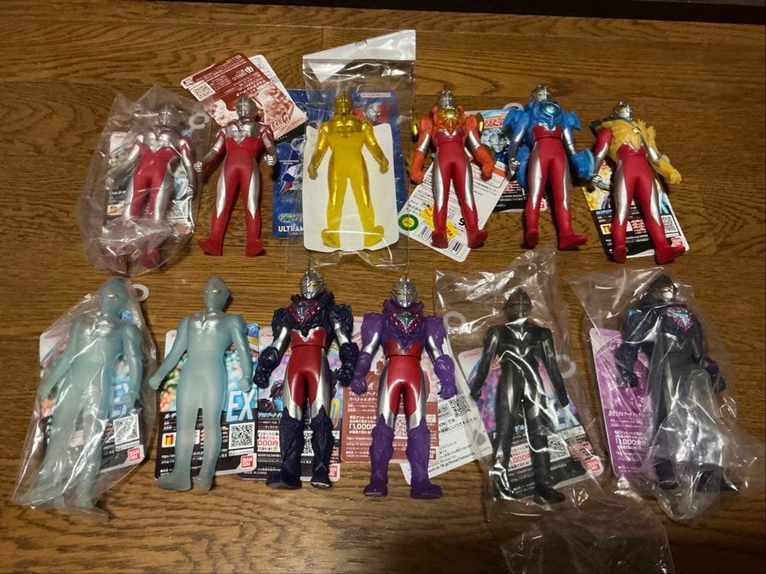 k*1様 【新品未使用】　ウルトラマンアーク　ソフビ他　色々セット　❸❶