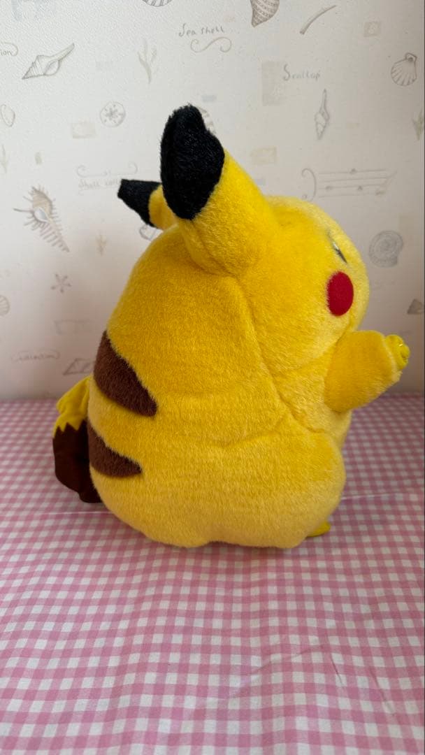 おしゃべりピカチュウ ぬいぐるみ 約30cm×20cm