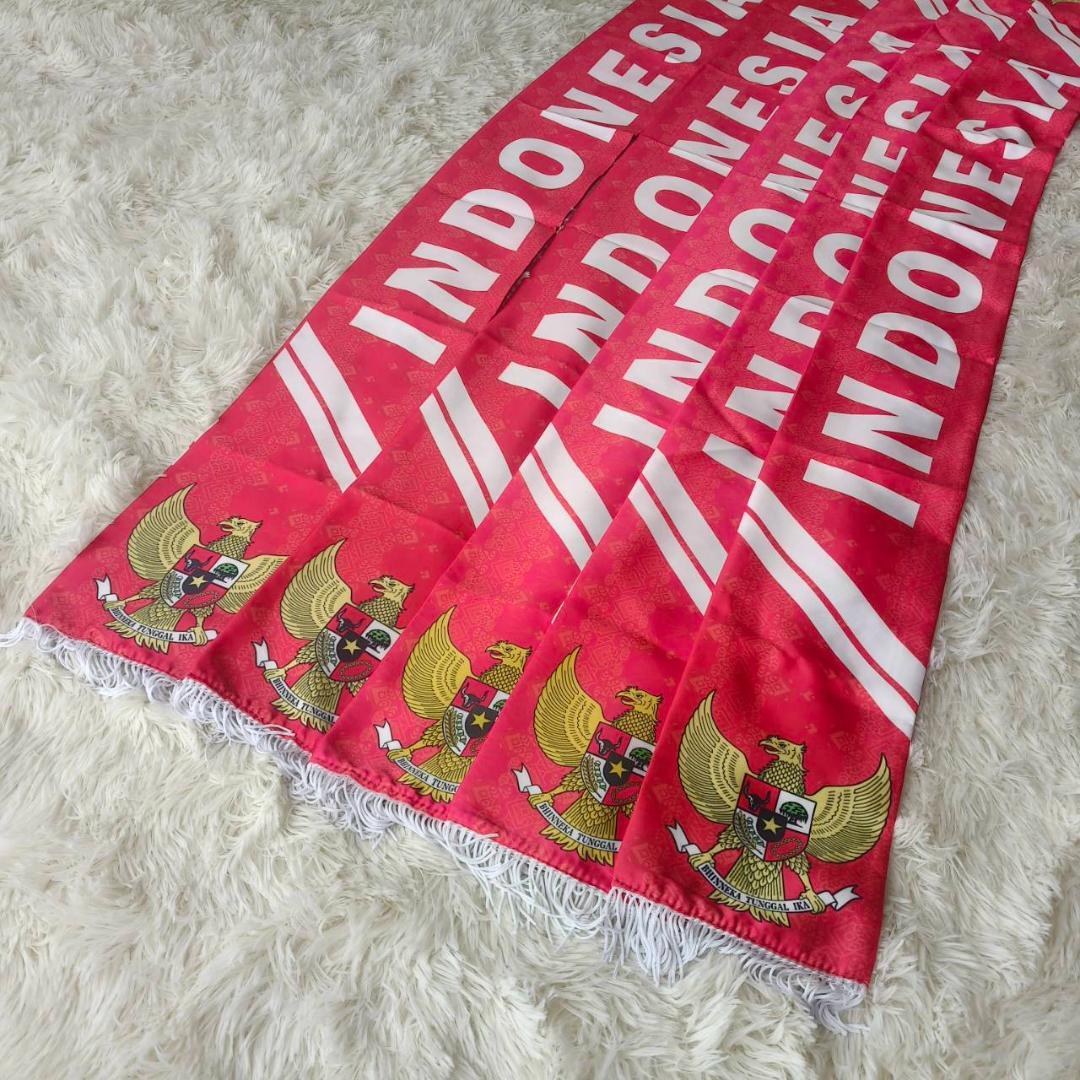 【リクエスト商品】再購入割引　2枚ユニフォームL＆5本マフラーセット