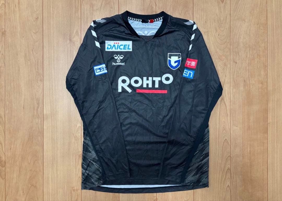 ガンバ大阪　支給品　長袖シャツ　ヒュンメル