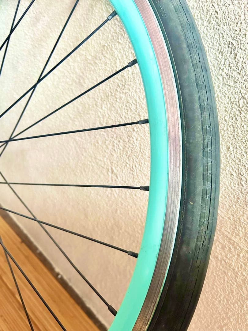 ビアンキ【Bianchi純正】クリンチャーホイール＆タイヤ前輪★珍しいチェレステ