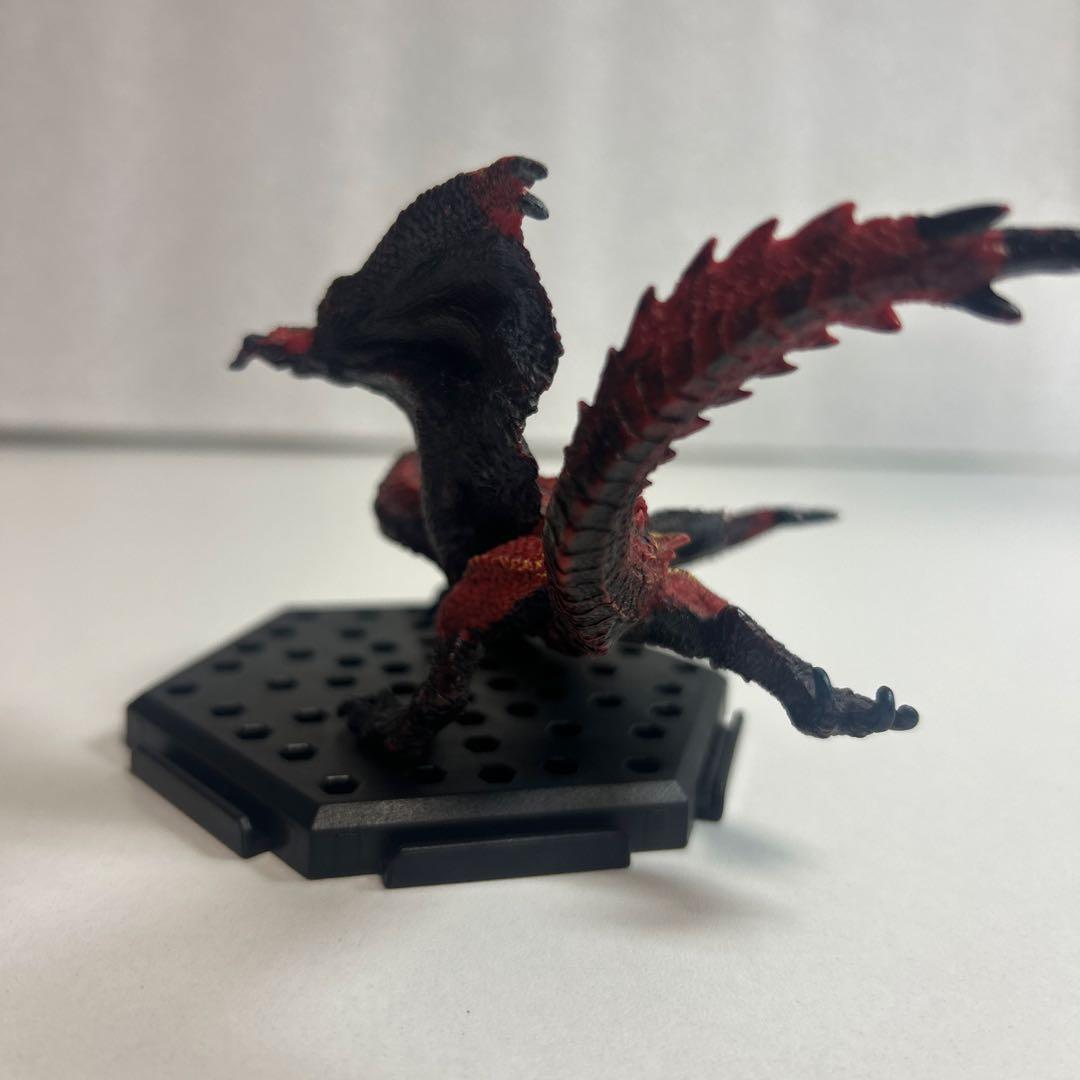 モンスターハンター　ティガレックス フィギュア　４種類