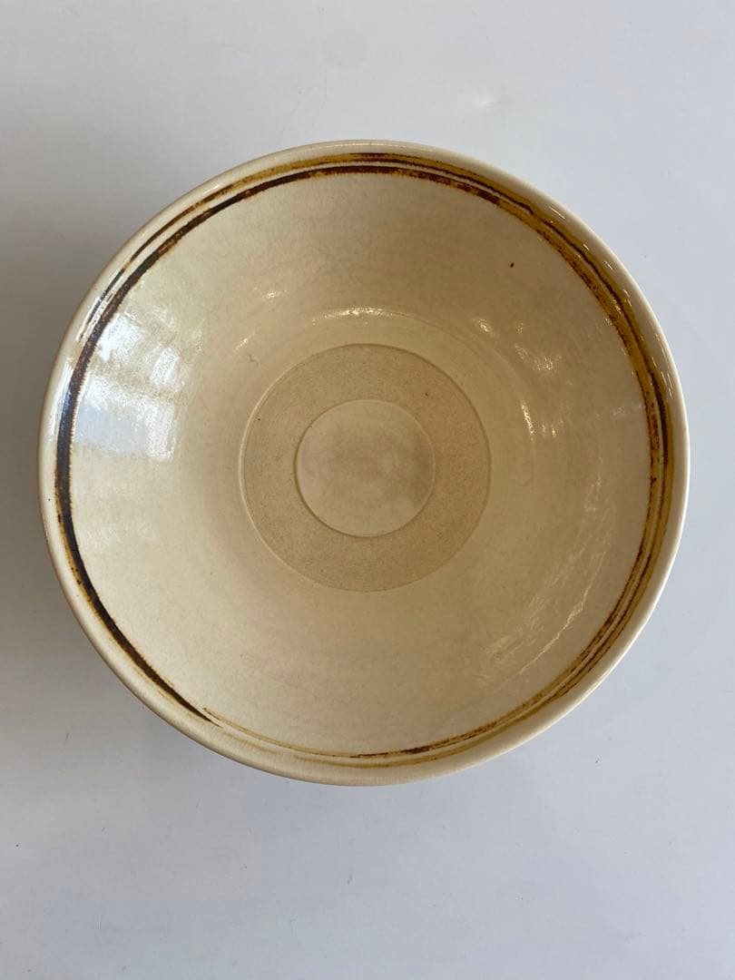 絵高麗梅鉢平茶碗　三浦竹軒作　茶道具