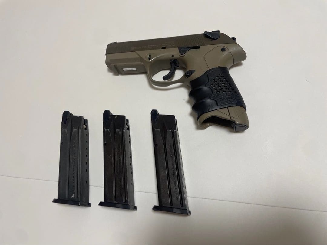 東京マルイ　Px4 カスタム　フォルスター付き