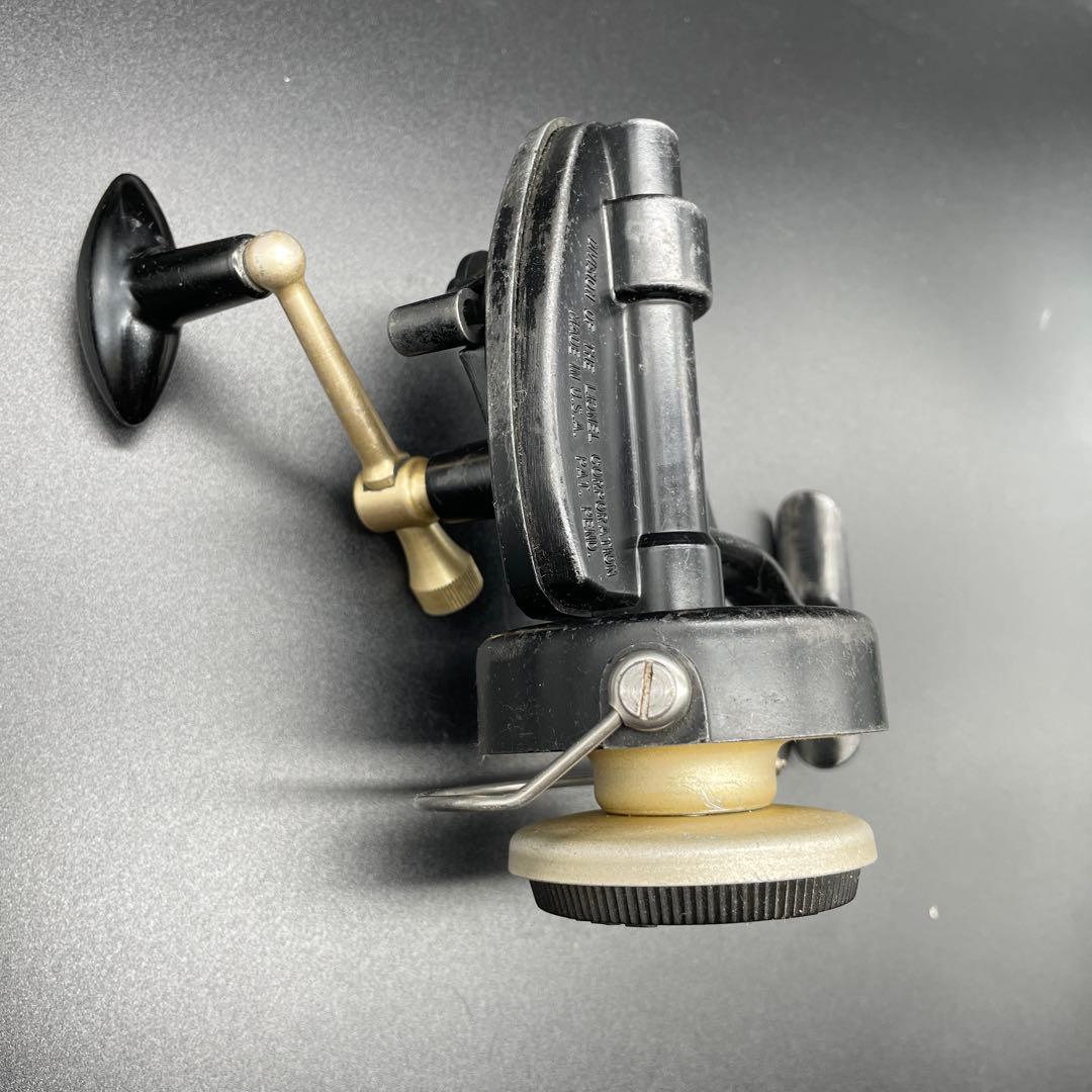 AIREX LARCHMONT MODEL2 オールドスピニングリールケース付