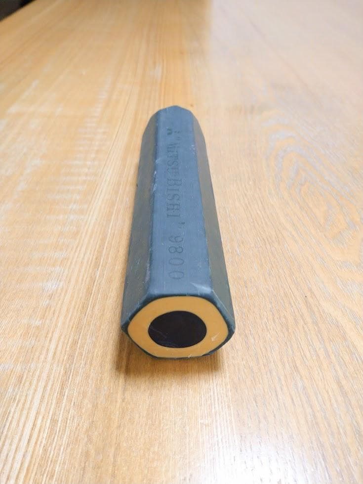 超巨大　三菱鉛筆ケシゴム