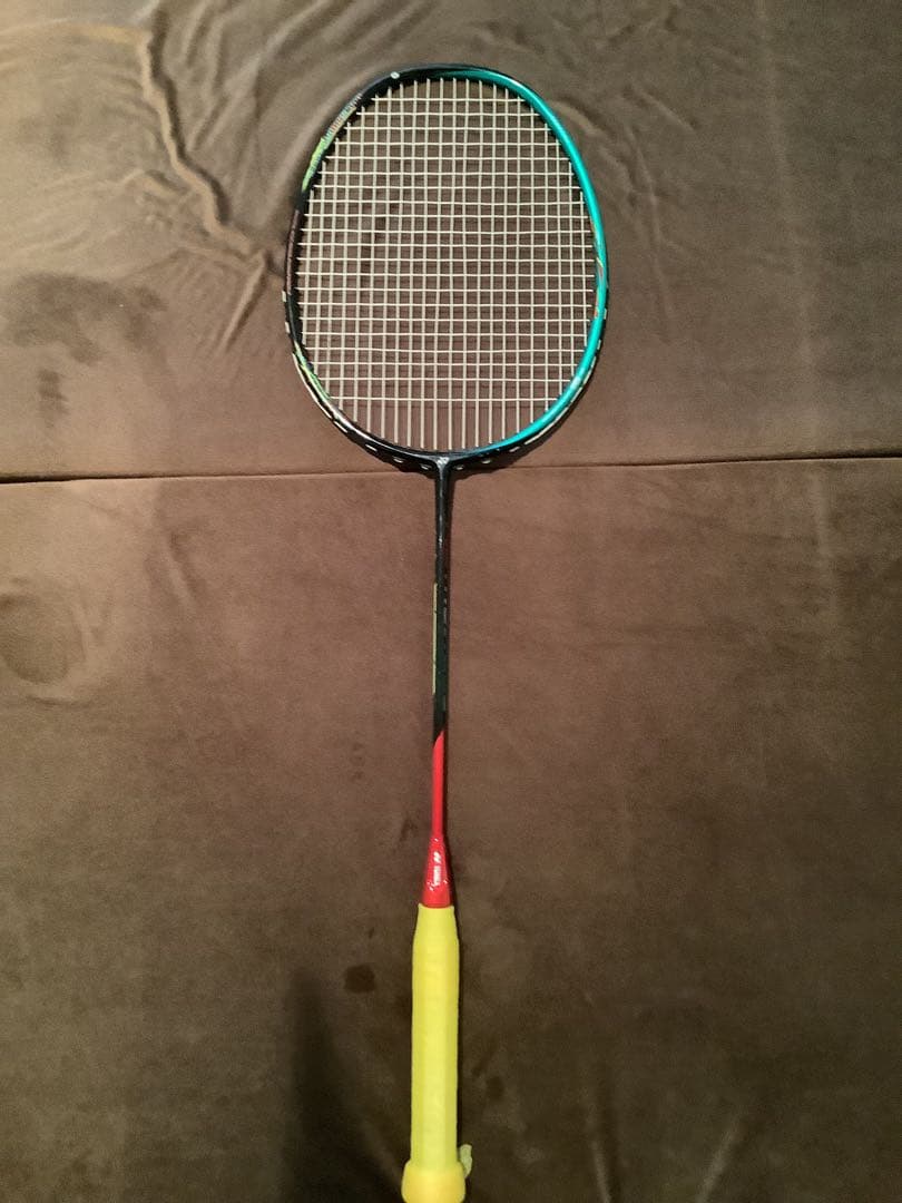 コ*ラ様 限定セール！美品！廃盤品！ヨネックス　アストロクス88S 4UG5 ガ