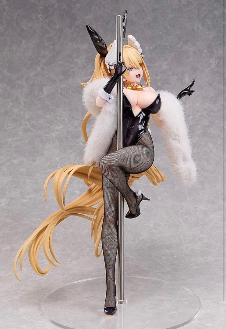 勝利の女神：NIKKE ルピー：ラグジュアリーラビット 1/4 完成品フィギュア