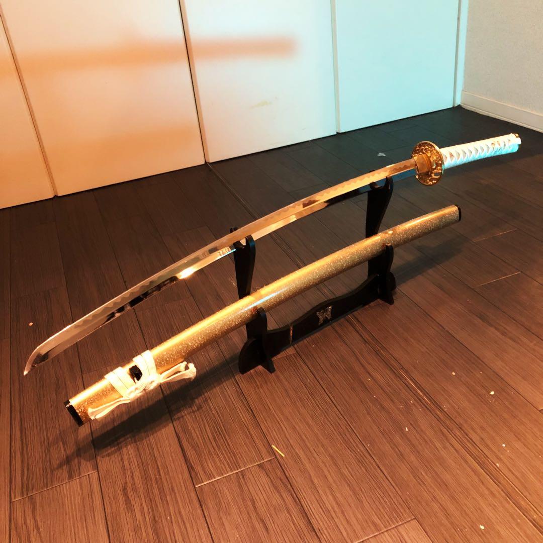 高級模造刀　白金拵え　太刀　本格模造刀