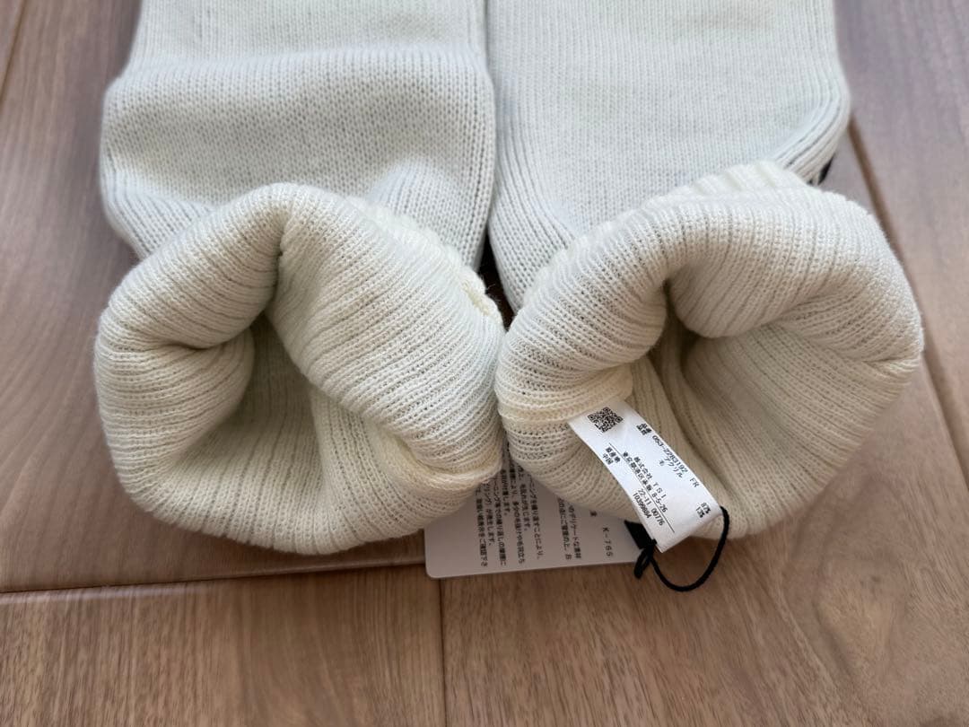 パーリーゲイツ 星マークつば付きニットレッグウォーマー　ホワイト