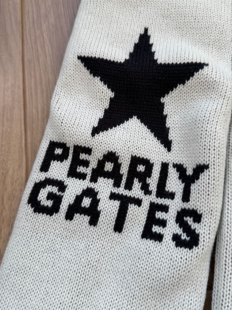 パーリーゲイツ 星マークつば付きニットレッグウォーマー　ホワイト