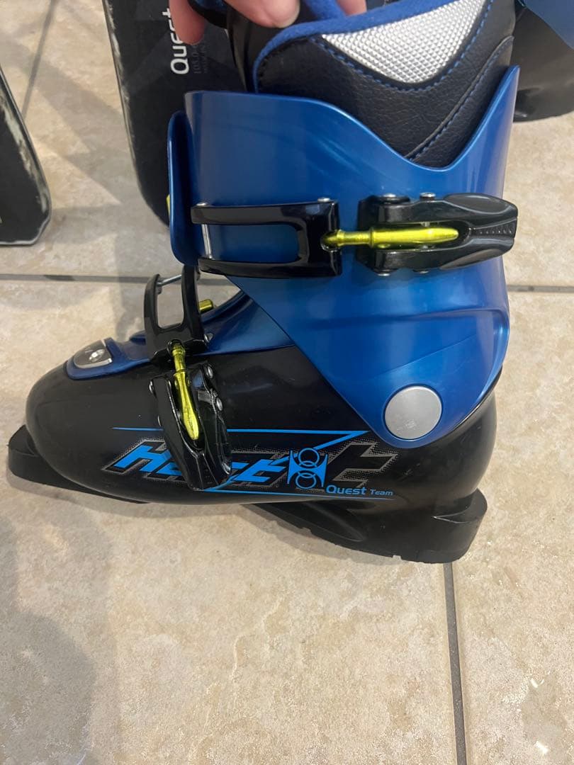 Hart Quest ジュニア　スキーセット板128 ブーツ　21センチ　子供