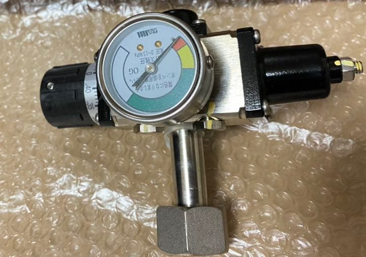 ガスレギュレーター(炭酸・シロップ)