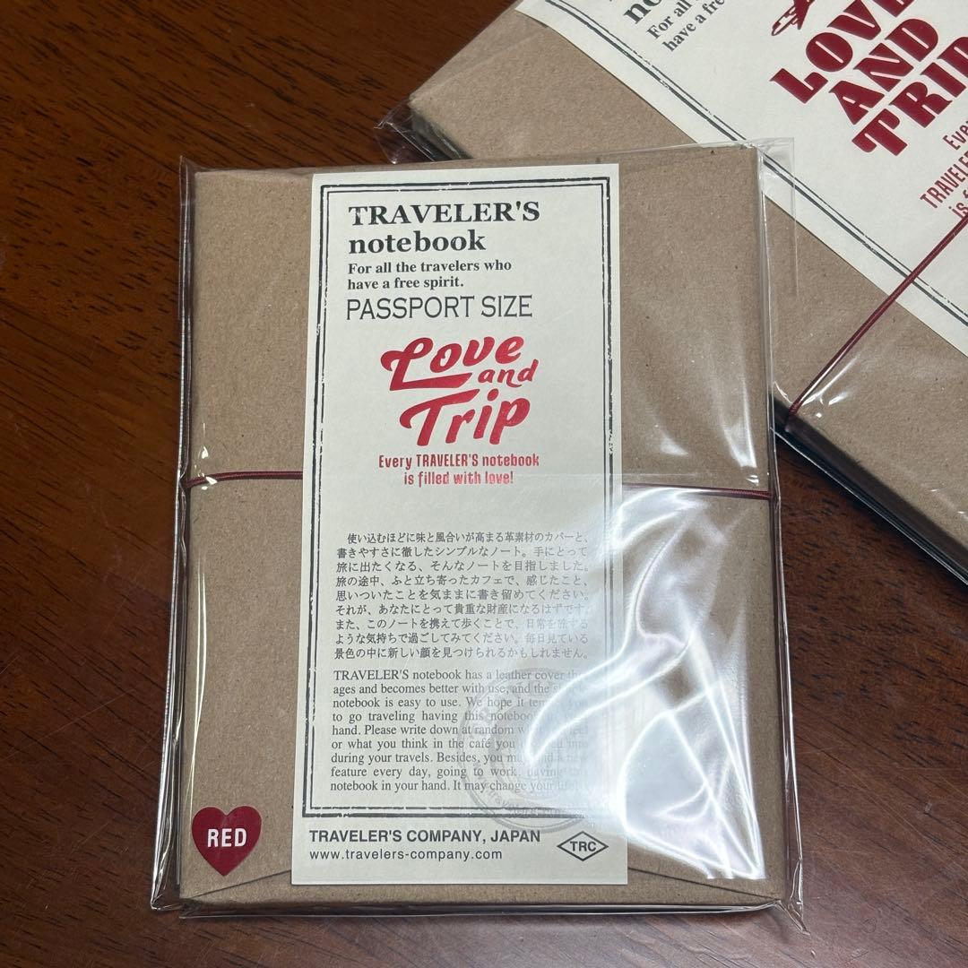 トラベラーズノート Love and trip パスポートサイズ