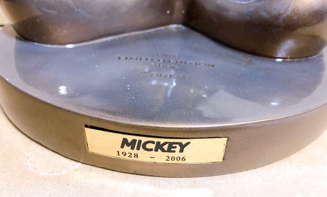 ディズニー ミッキーマウス ブロンズ像 1928-2006