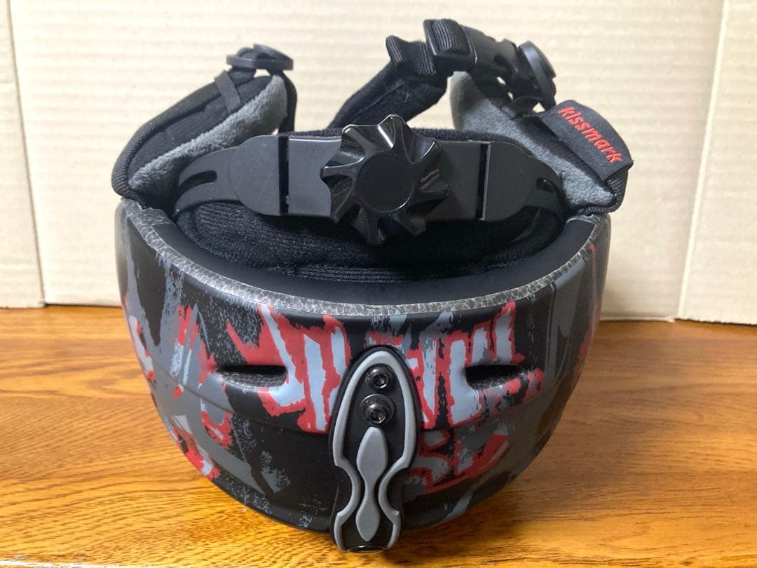 美品 kissmark キスマーク スキー スノボー ヘルメット M 頭部保護