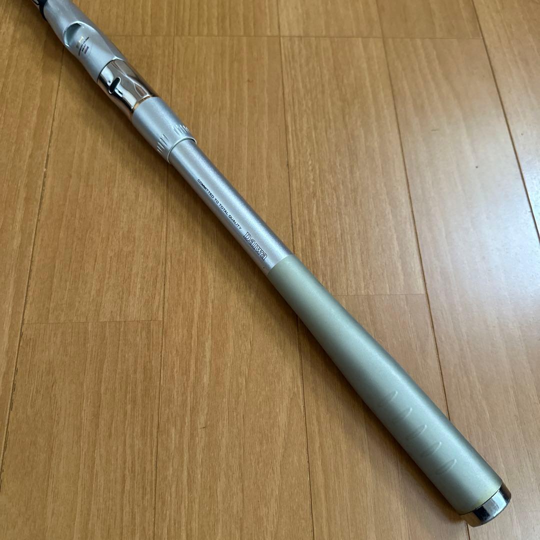 ダイワ　SZインターライントーナメント磯　1-53 美品です。