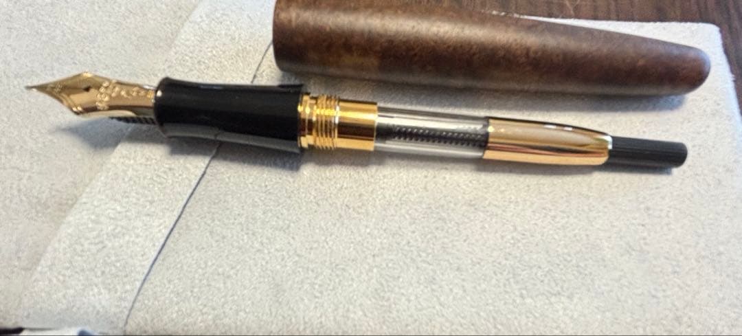 廃盤品　プラチナ万年筆　3776 赤プライヤー