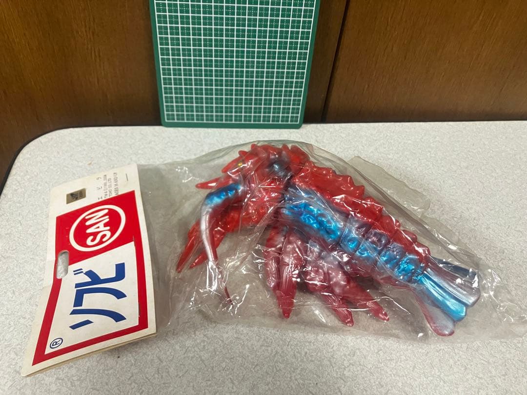 マルサンエビラ　ビンテージソフビ