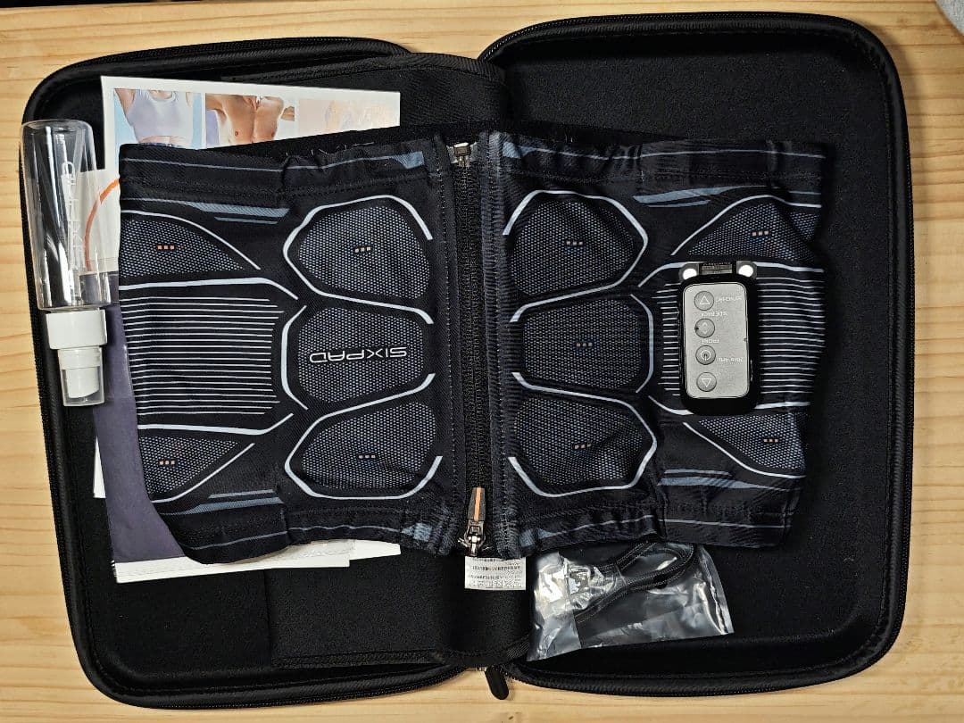 SIXPAD Core Beltホームジムアプリ対応　 Mサイズ USED 美品