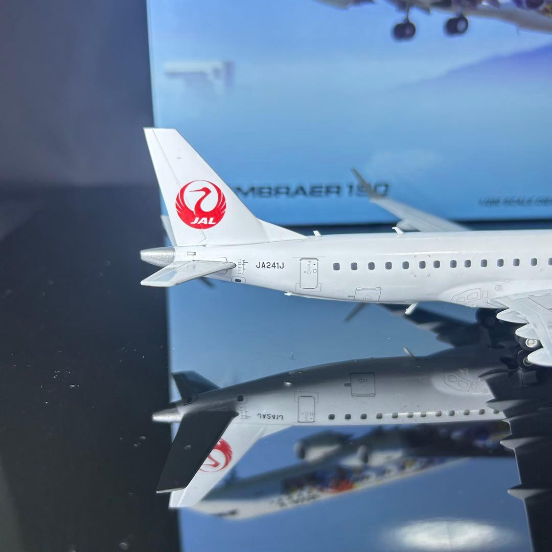 Jcwings J-AIR E190 JA241J 1/200 日本航空