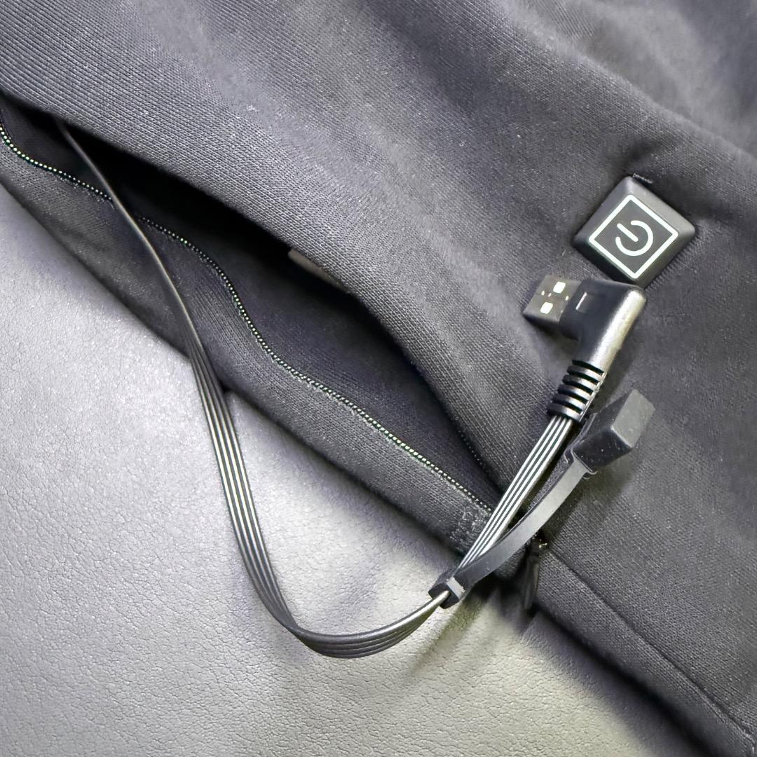 ◉Aa右1005 未使用保管品 電熱インナー 男女兼用 上下セット 黒 L