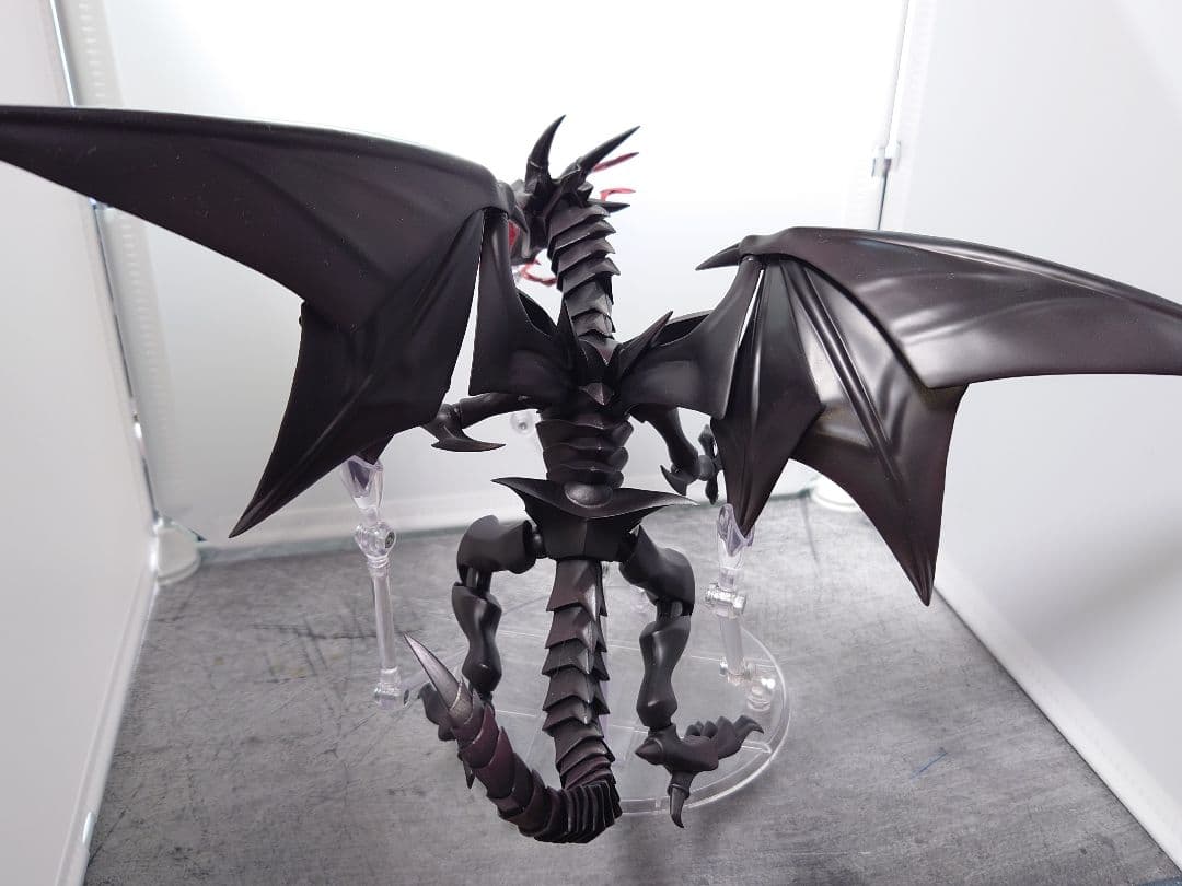 S.H.MonsterArts 真紅眼の黒竜 遊戯王 可動フィギュア