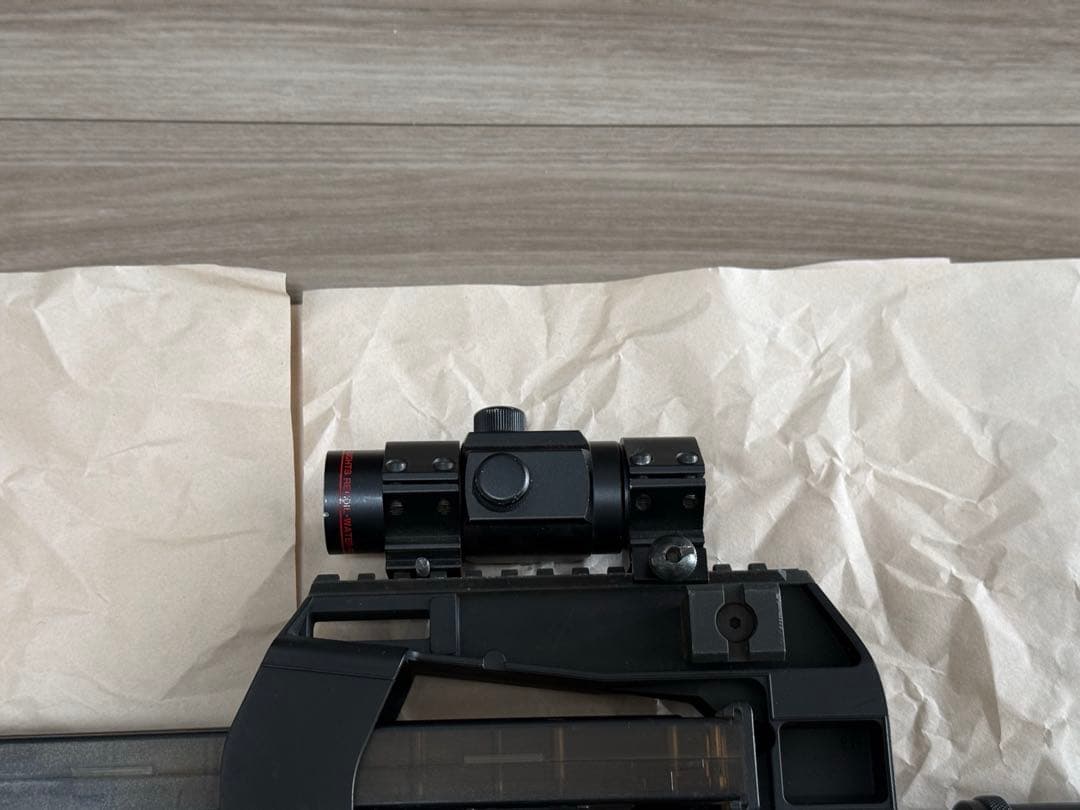 東京マルイ P90 TR スタンダード電動ガン:サイト・多弾マガジン付