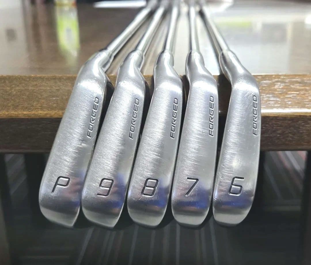 フォーティーンTB-5Forged Black Edition アイアンセット