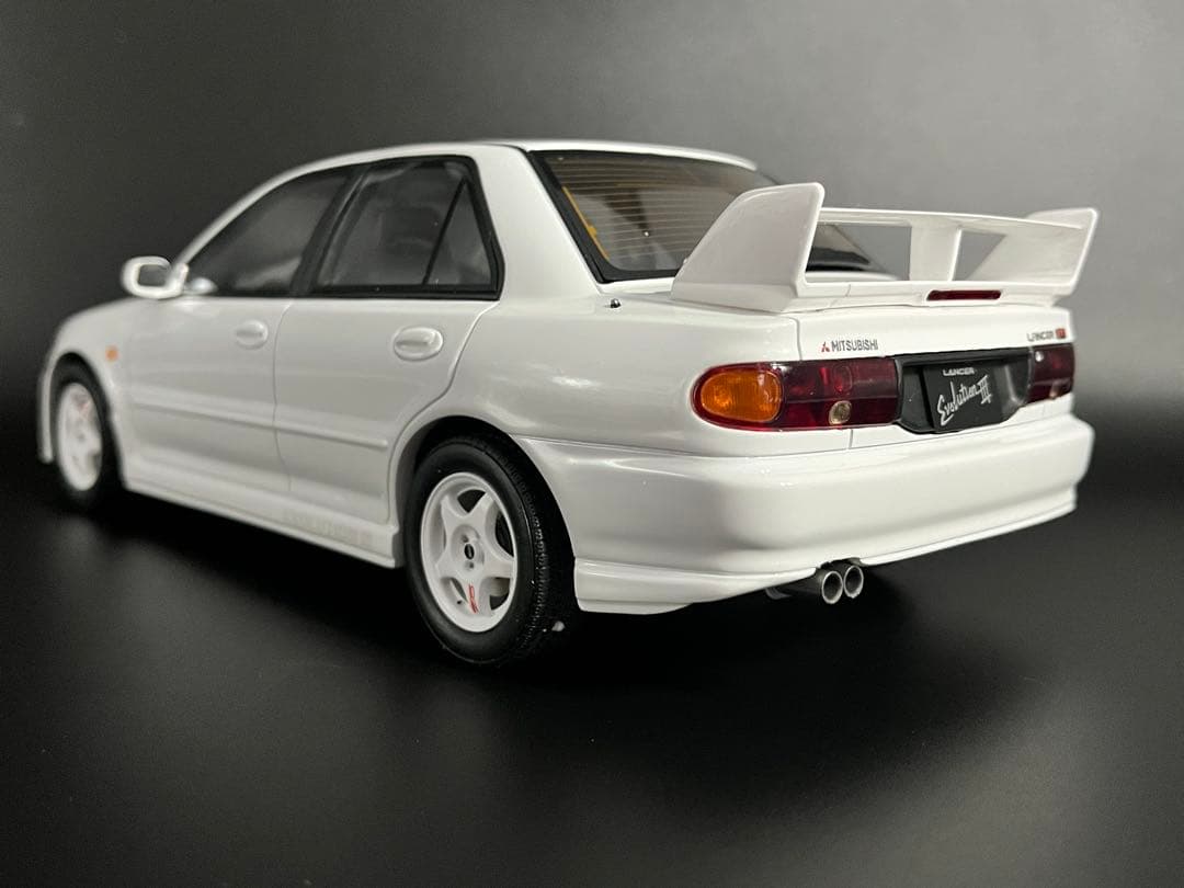 OTTO 1/18 ランサー エボリューションⅢ ホワイト ランエボ3