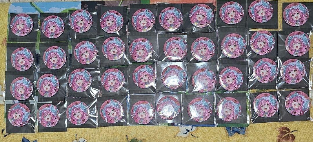 ヤン・ナリ ハロウィン 2024 缶バッジ 未開封品