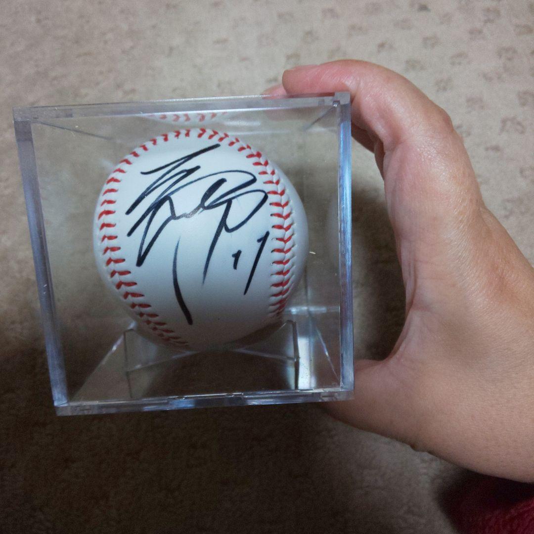 大谷翔平の日本ハム時代の直筆サインボール