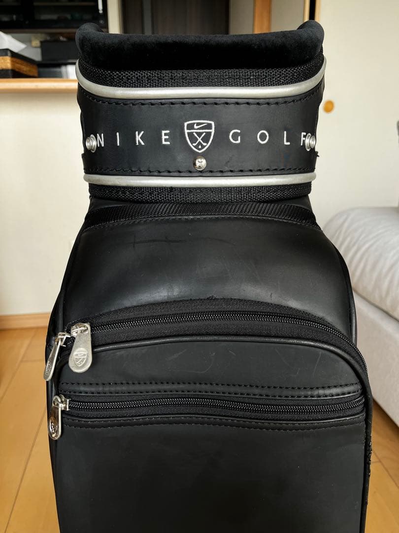完売品希少旧ロゴ　良品　ナイキ　ゴルフ　黒　ド迫力大型キャディバッグ　NIKE