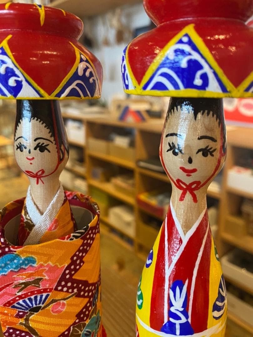 沖縄 琉球 みやらびこけし セット　ハンドメイド伝統工芸品　琉装黄色　約27cm