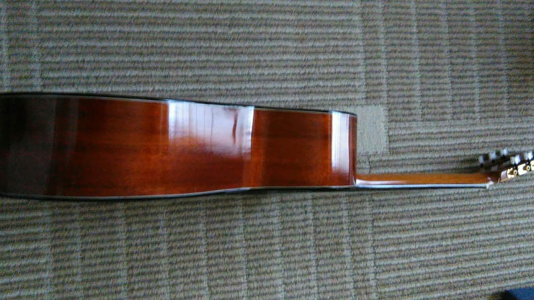 手工品クラシックギター