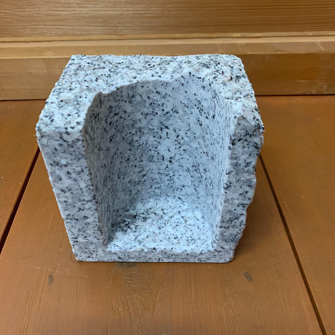 爬虫類　角型シェルター　3