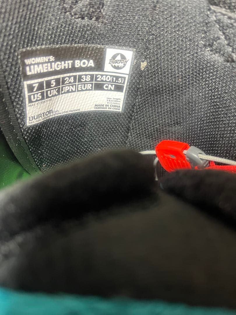 超美品！定価の半額以下！BURTON LIMELITE 24.0cm BOA