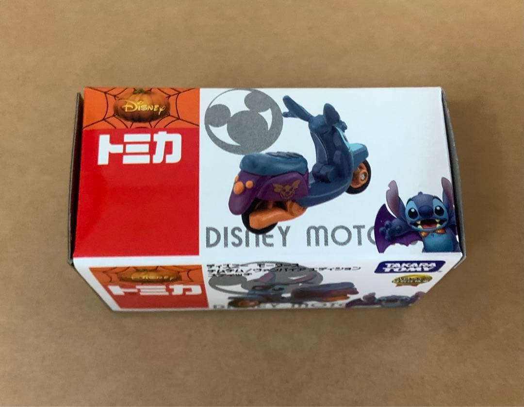 トミカ　ディズニーモータース　チムチム　ヴァンパイアエディション　スティッチ