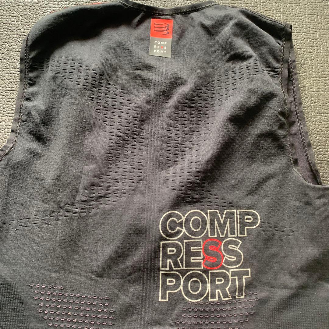 【美品】COMPRESSPORT ノースリーブ トレイルランニングシャツ