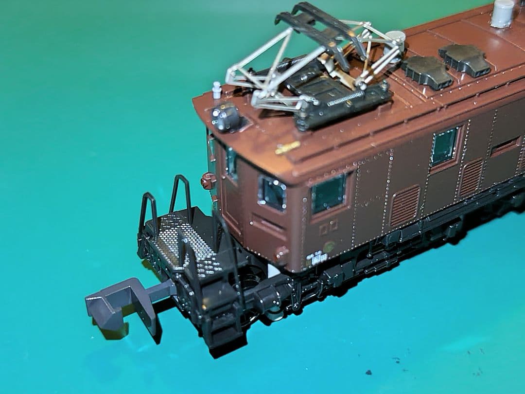 KATO 3078-2 ED19（省形ヨロイ戸）電機機関車