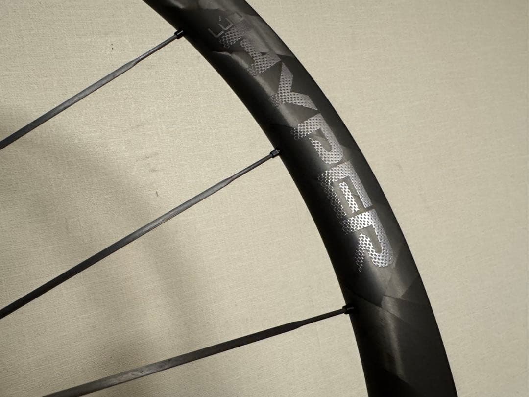 LUN HYPER D33 DISC チューブレス