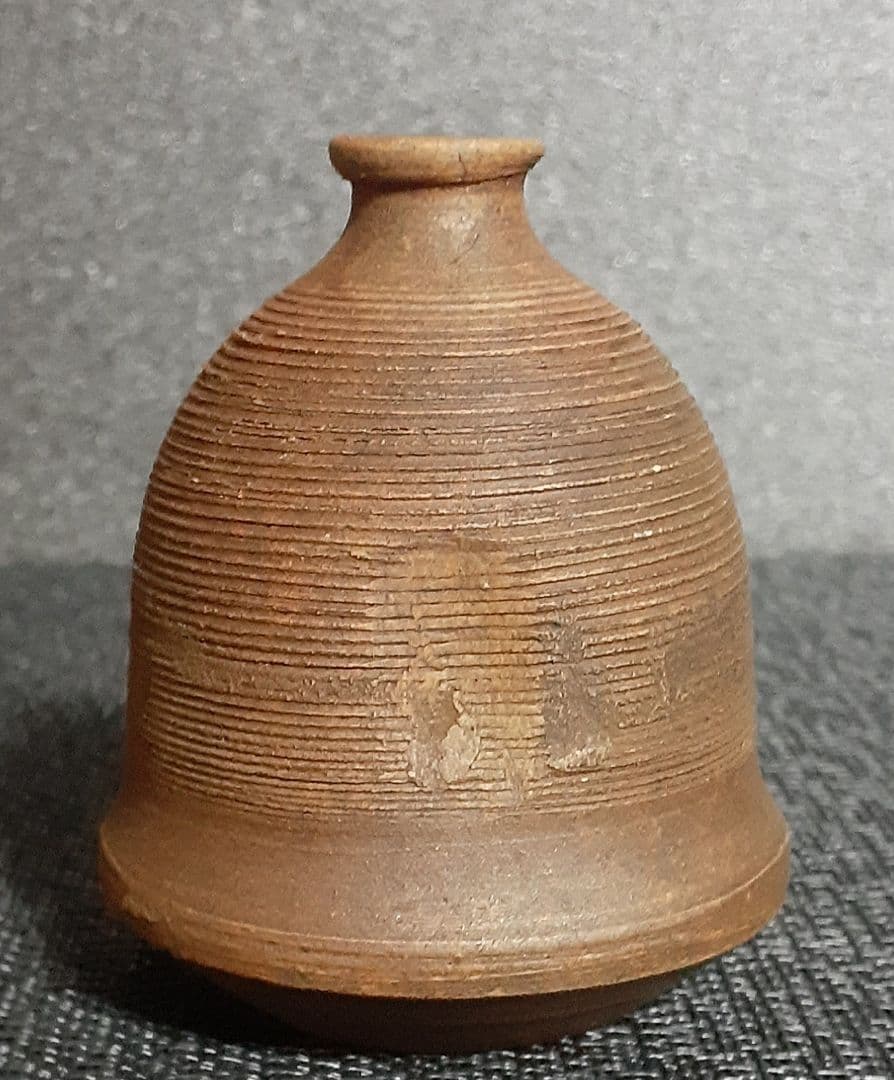 江戸時代末期　古備前　【極最小】　人形徳利　小壺　古備前壺　大黒様　縁起物