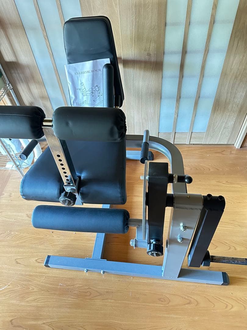 IROTEC（アイロテック） レッグエクステンション&レッグカールマシン