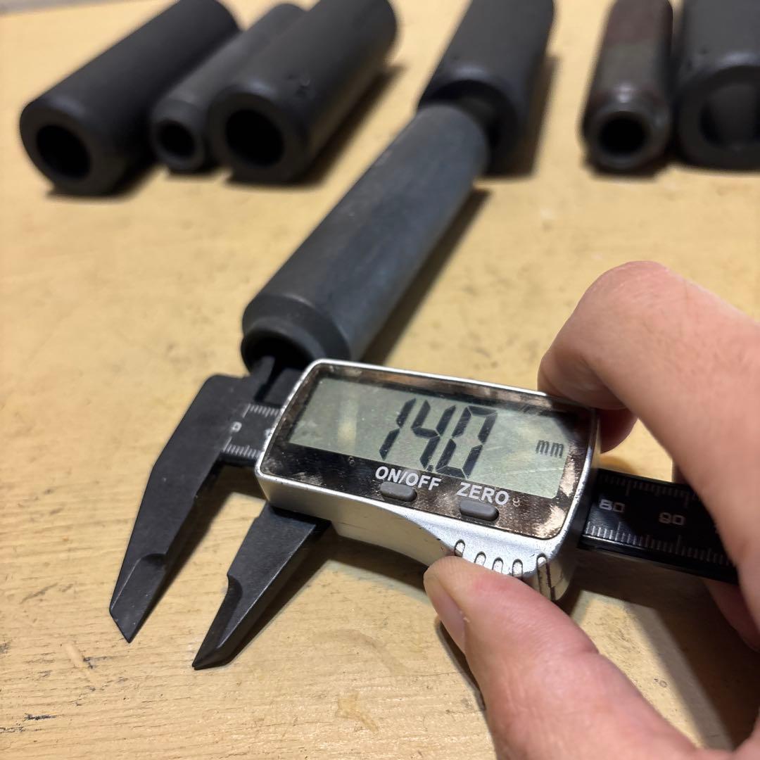 eclat VENOM NYLON/CRMO PEG BMX プラペグ 4本